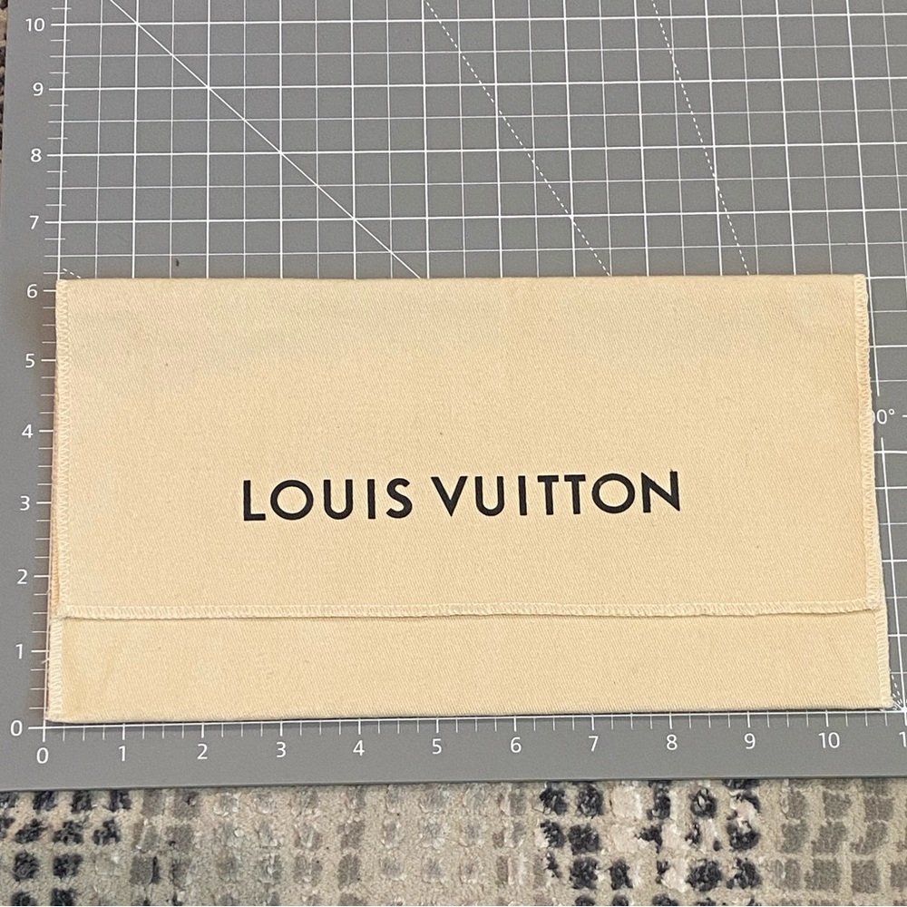 *SOLD* Authentic Louis Vuitton LV Dust Bag